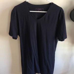 Men’s ZARA basic v neck navy shirt. Size XXL